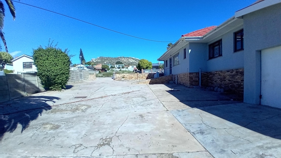 Commercial Property for Sale in Saldanha Western Cape